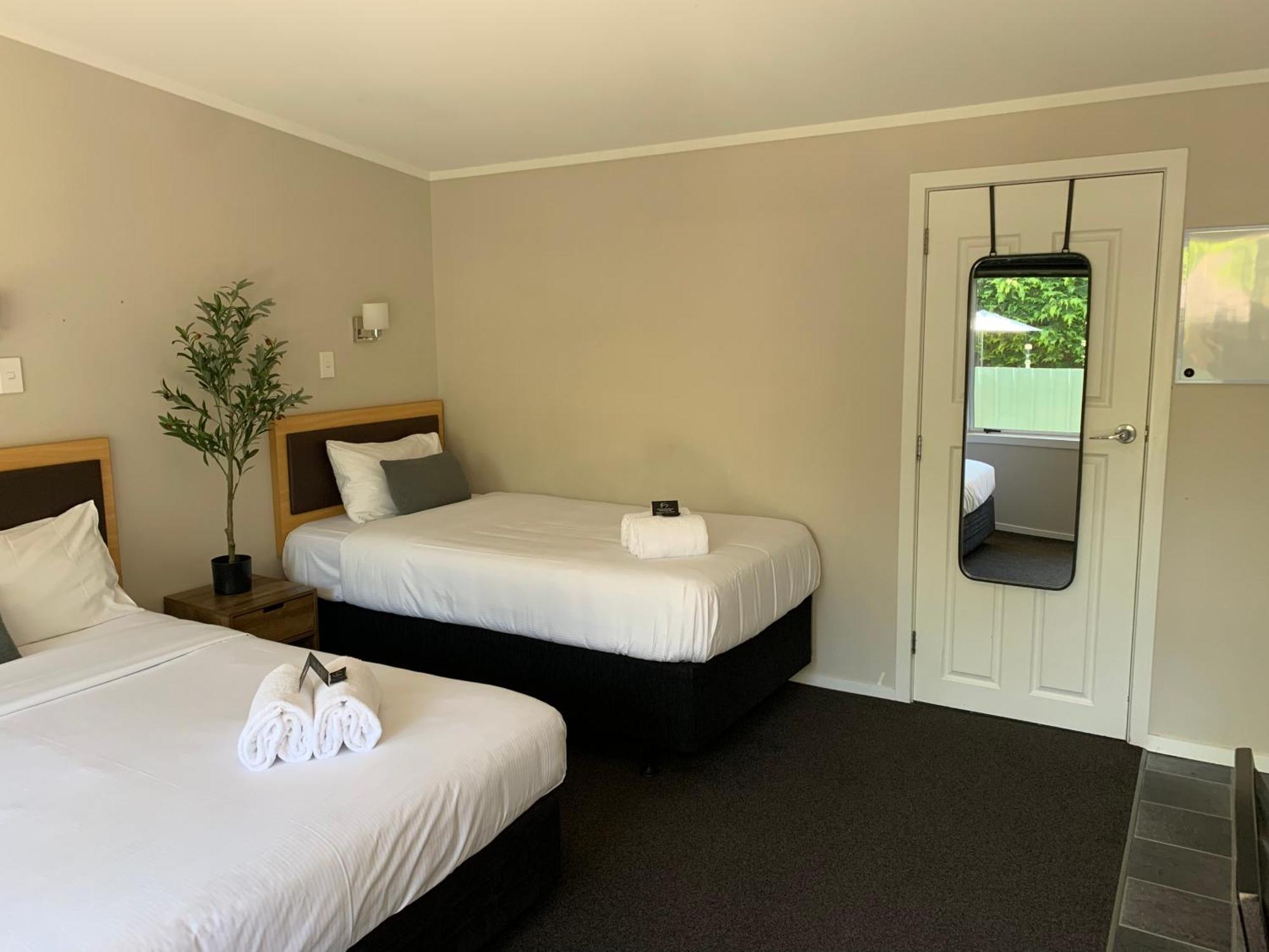 Travellers Inn Motel Gisborne Exteriör bild