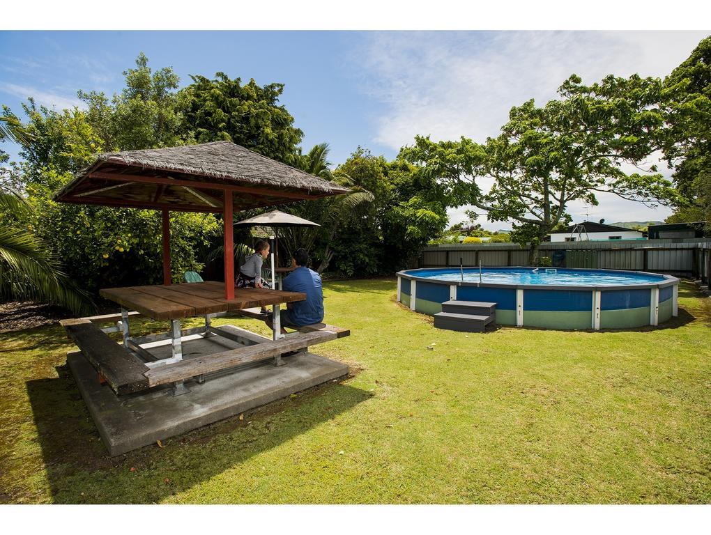Travellers Inn Motel Gisborne Exteriör bild